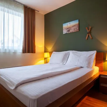 Hostgost At Kraljevi Cardaci * Kopaonik