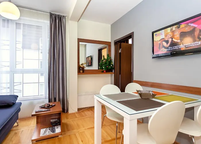 Hostgost At Kraljevi Cardaci דירה קופאוניק