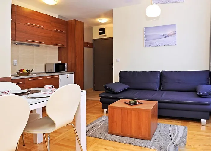 Hostgost At Kraljevi Cardaci קופאוניק