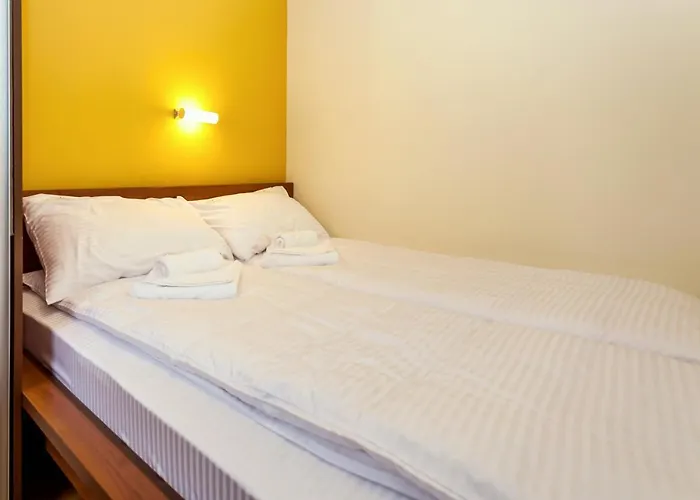 Hostgost At Kraljevi Cardaci